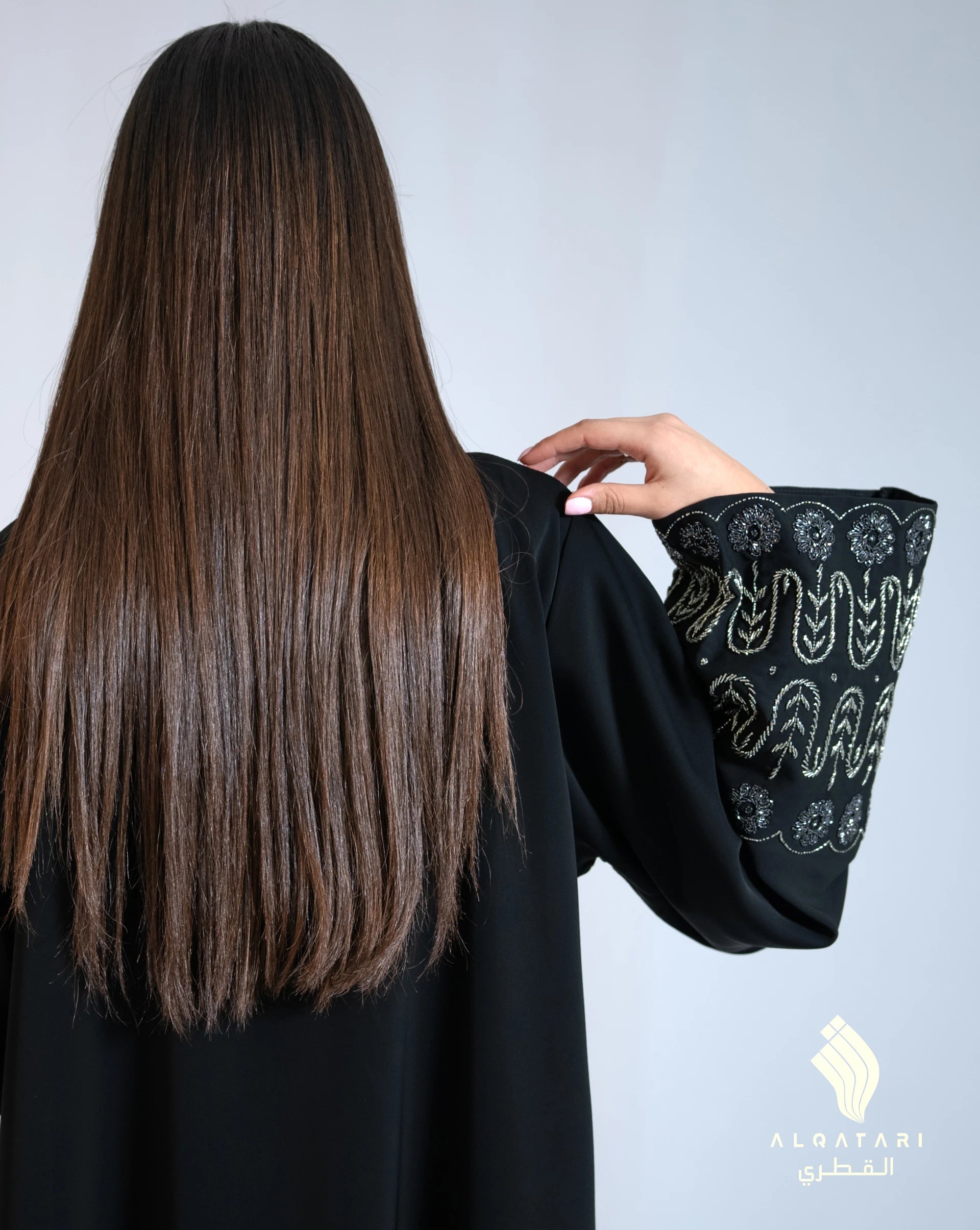 Cloche Lush Black Abaya