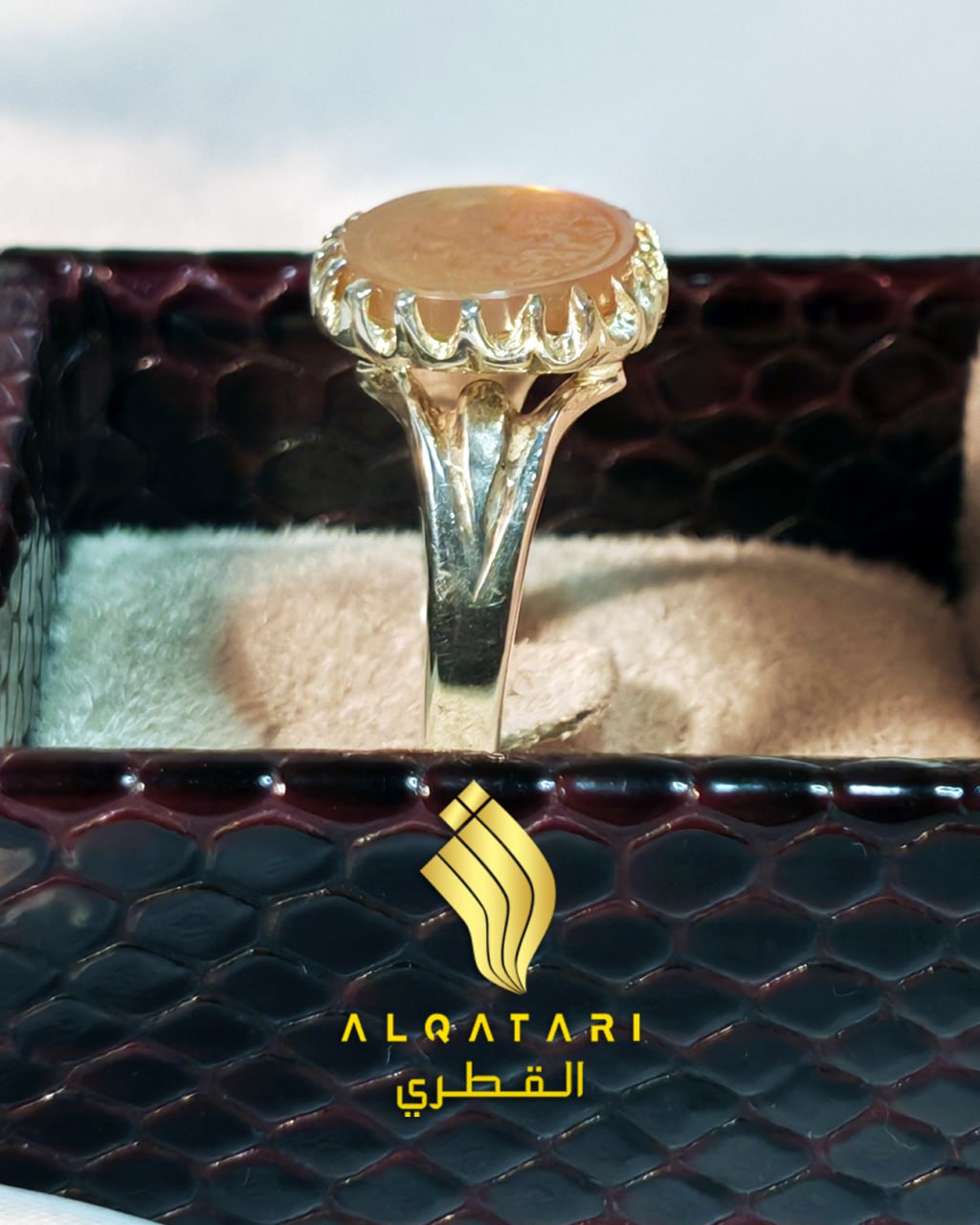 Hand-Engraved "Ya Mahdi" Aqeeq Ring | Sterling Silver | Size UK Q  US 8